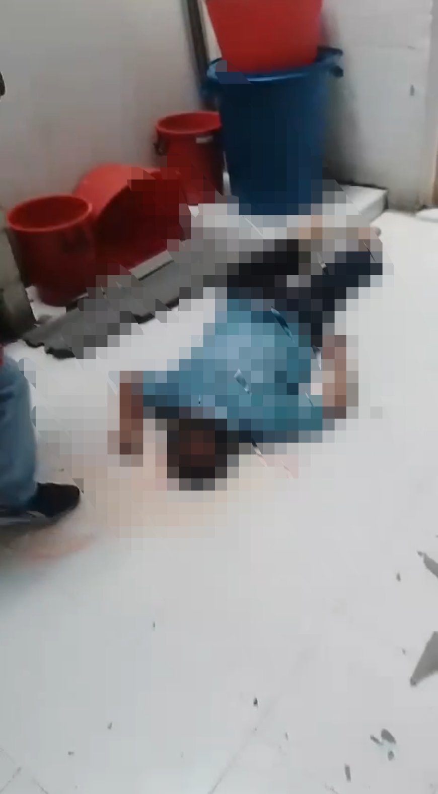 Trágico accidente en el barrio San Fernando: hombre pierde la vida tras caer desde un techo